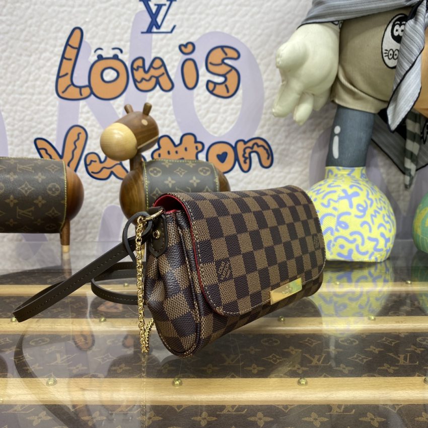 louis vuitton favorite brown grid 8
