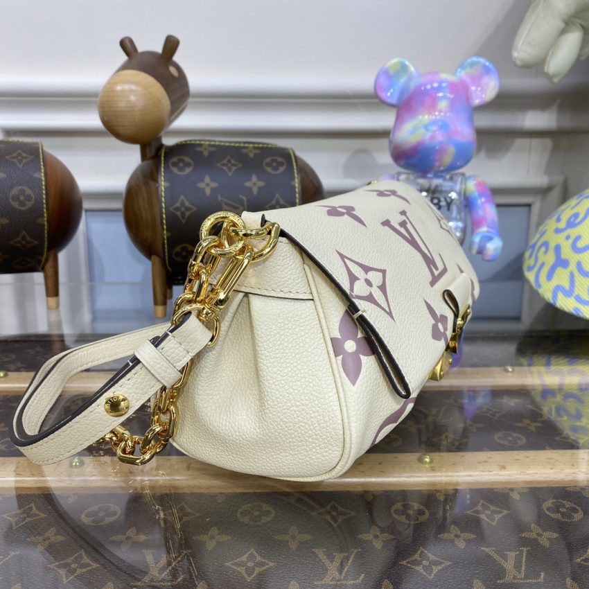 louis vuitton favorite purple white 4