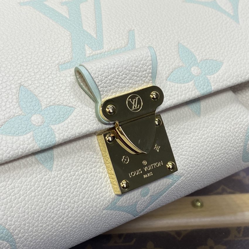 louis vuitton favorite white 4