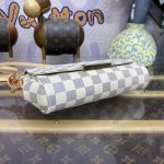 louis vuitton favorite white grid 5