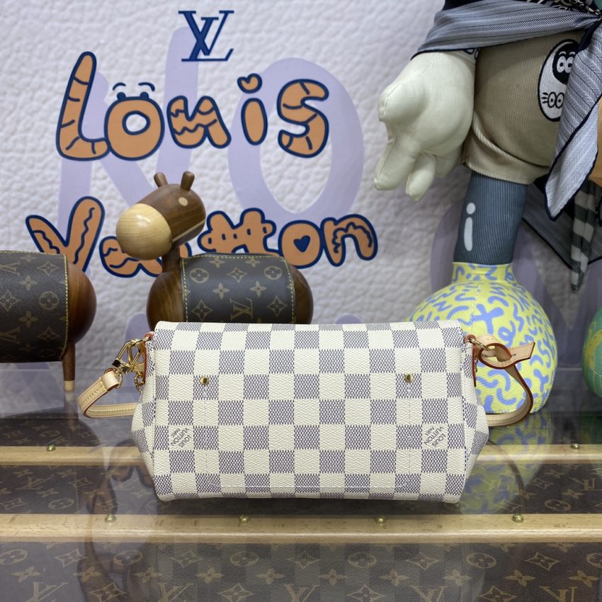 louis vuitton favorite white grid 9