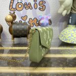 louis vuitton felicie pochette green 5