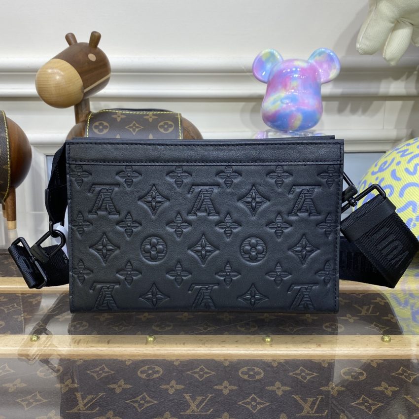 louis vuitton gaston wearable wallet black 3