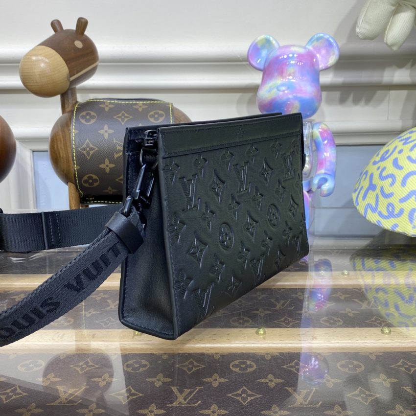 louis vuitton gaston wearable wallet black 7