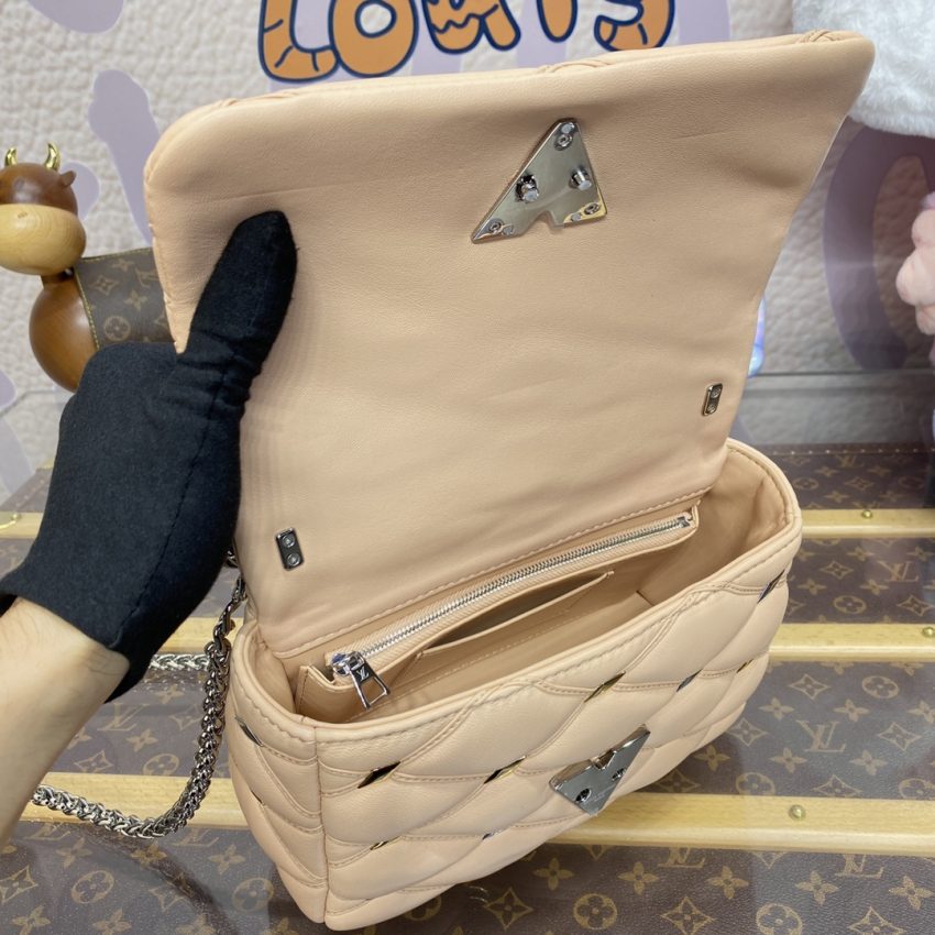 louis vuitton go 14 apricot 2