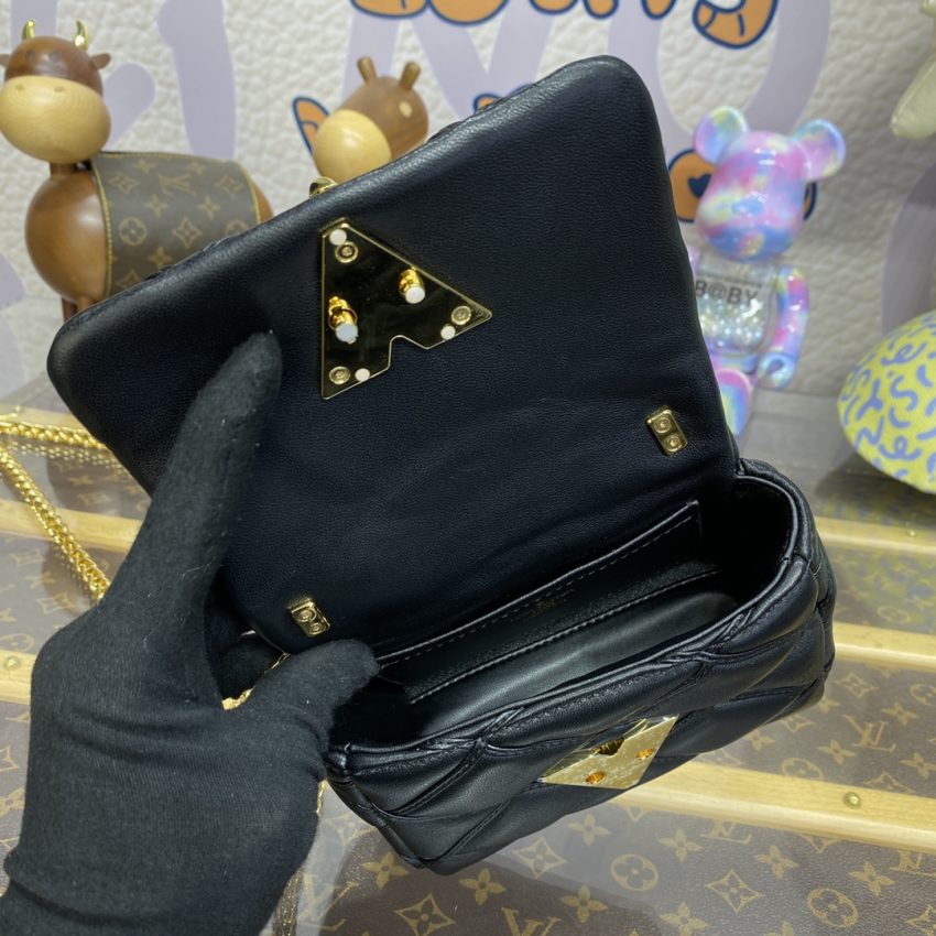 louis vuitton go 14 pico 4