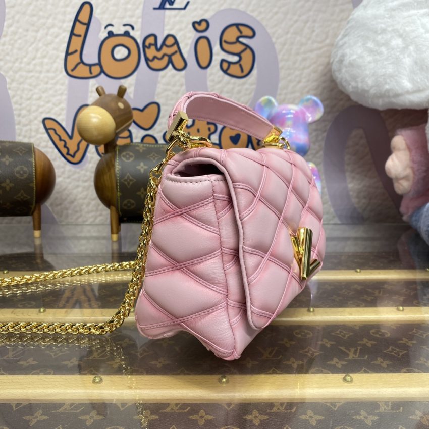 louis vuitton go 14 pink 2