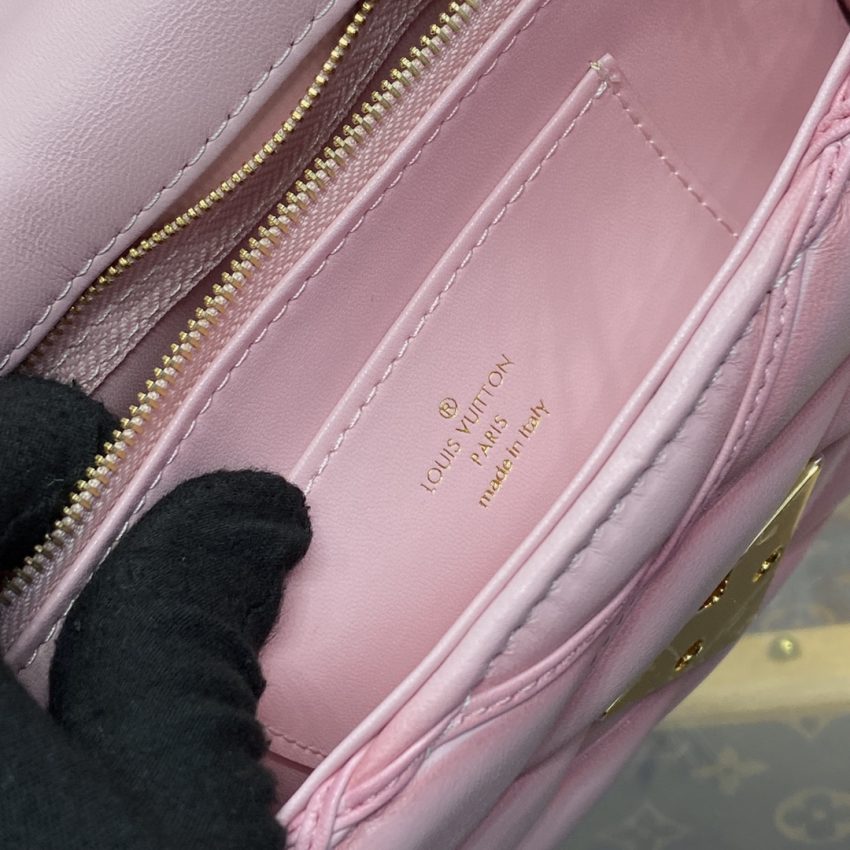 louis vuitton go 14 pink 8