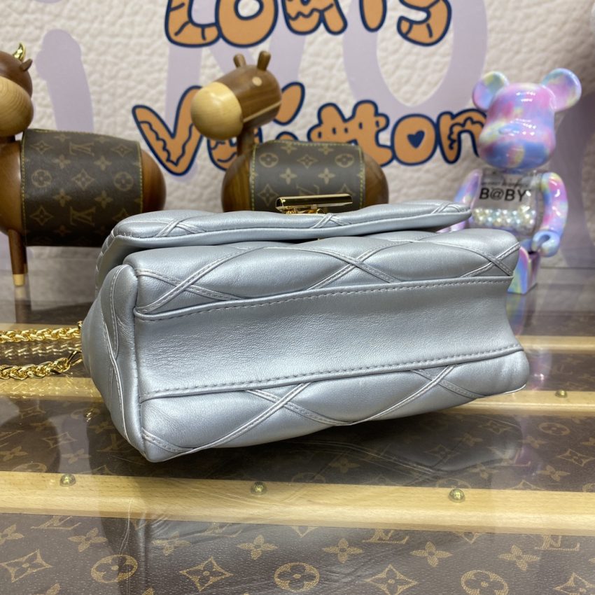 louis vuitton go 14 silver 3