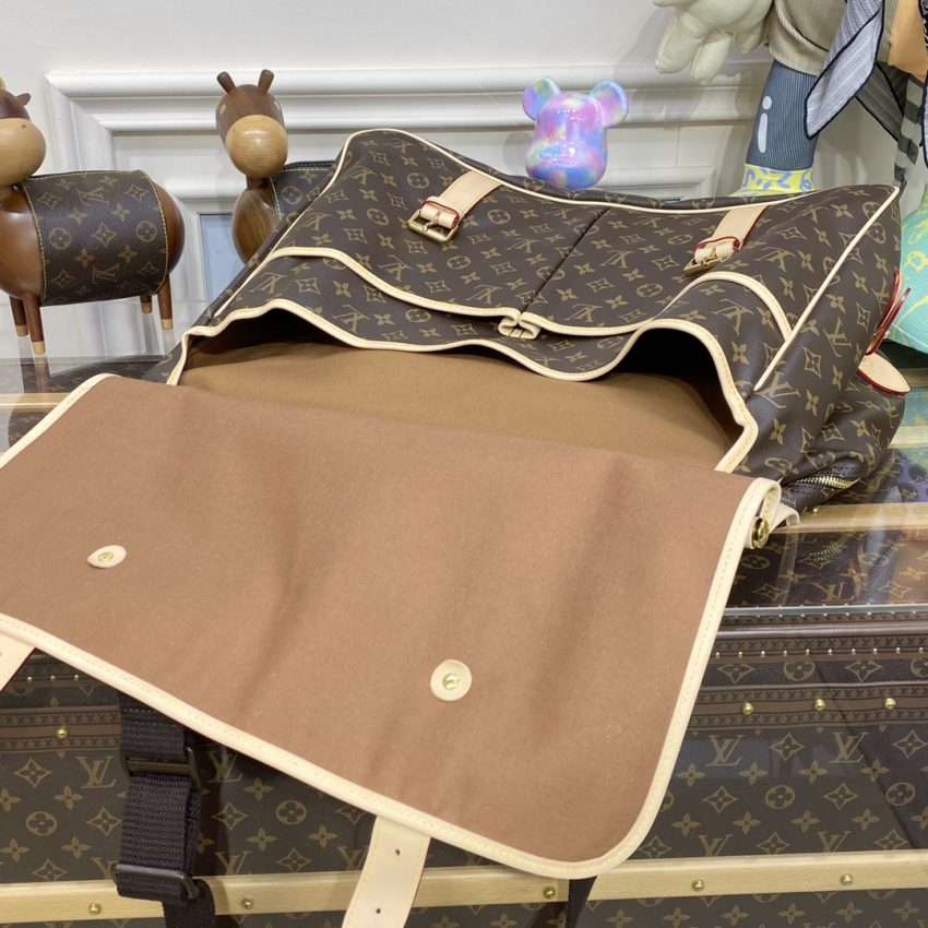 louis vuitton hunting bag 5