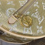 louis vuitton loop golden canvas 10