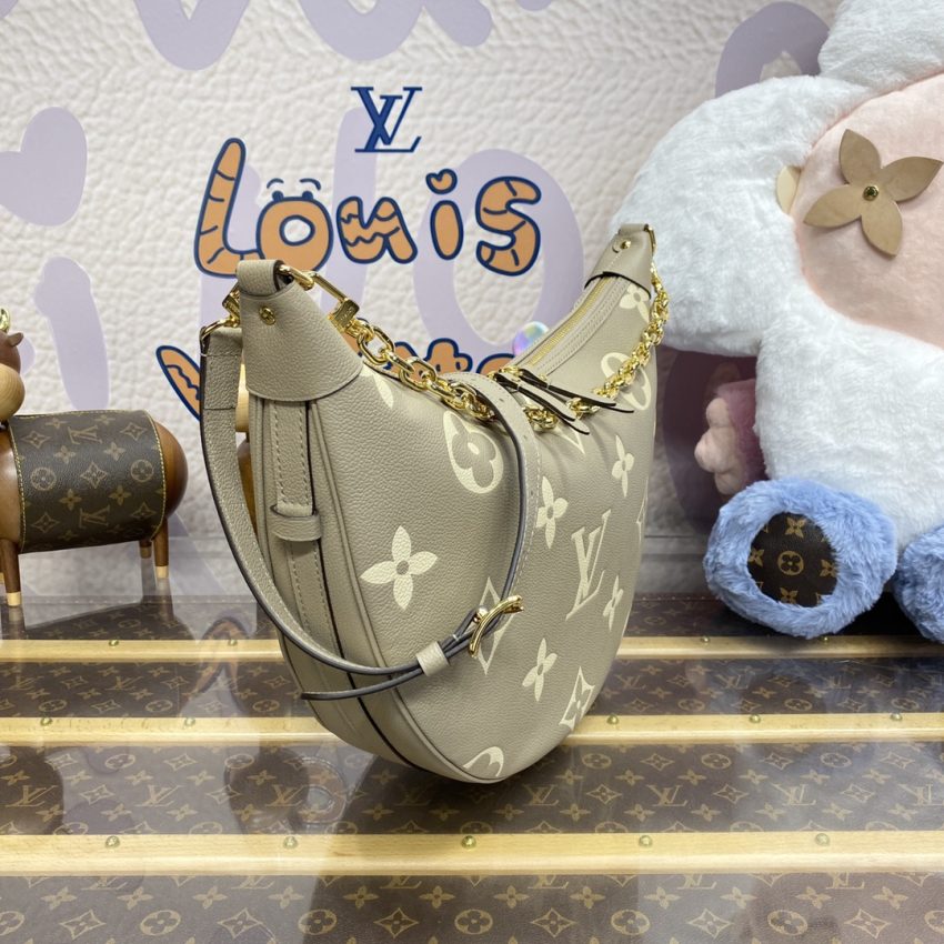 louis vuitton loop hobo beige 4