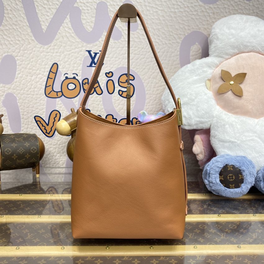 louis vuitton low key hobo brown 10