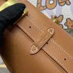 louis vuitton low key hobo brown 9