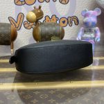 louis vuitton low key shoulder black 4