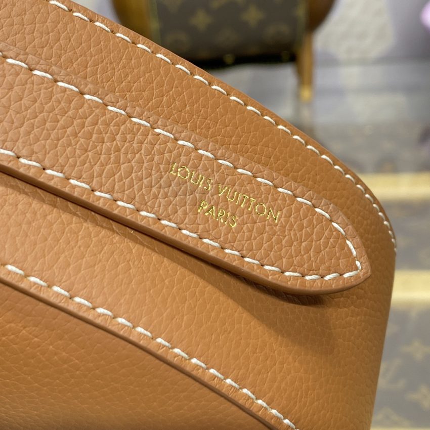 louis vuitton low key shoulder brown 7