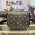 louis vuitton messenger brown 7
