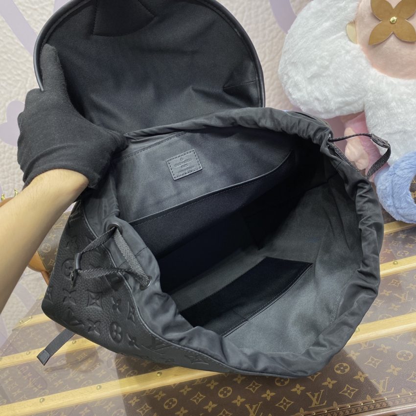 louis vuitton montsouris black 7