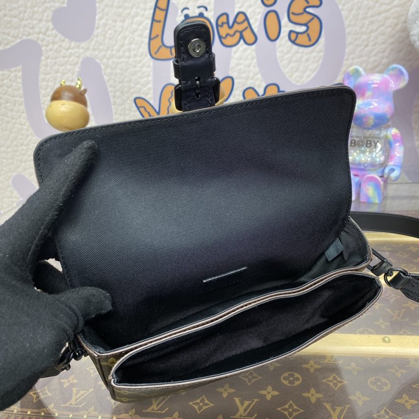 Louis Vuitton Montsouris tragbare Geldbörse 2
