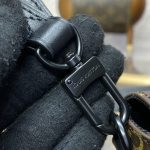 Louis Vuitton Montsouris tragbare Geldbörse 3