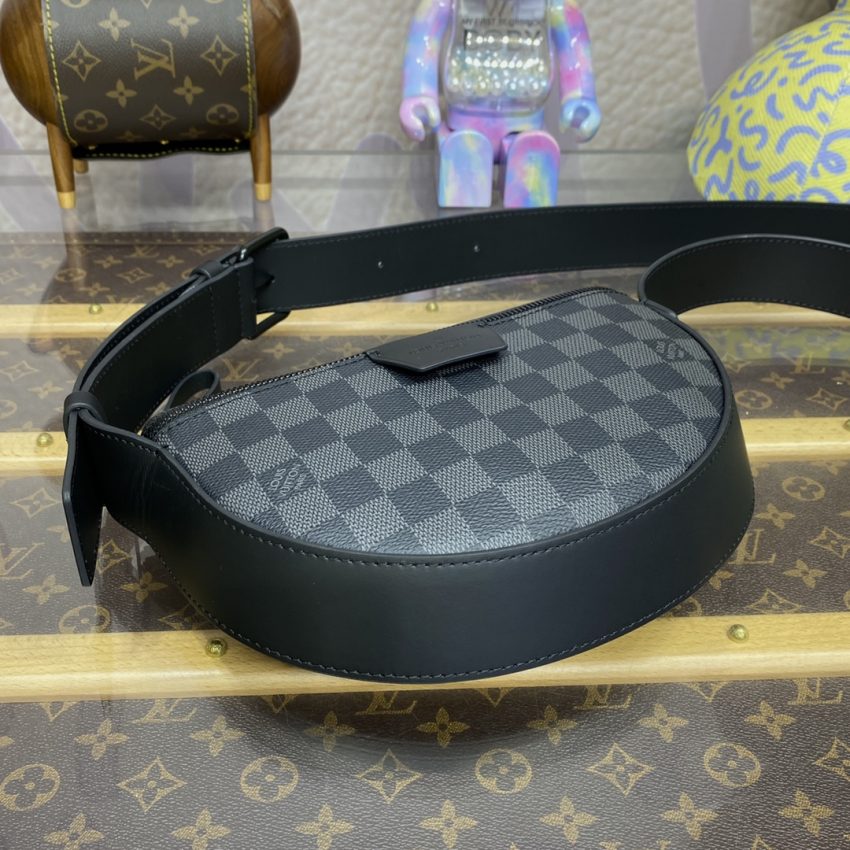 louis vuitton moon crossbody black grid 9