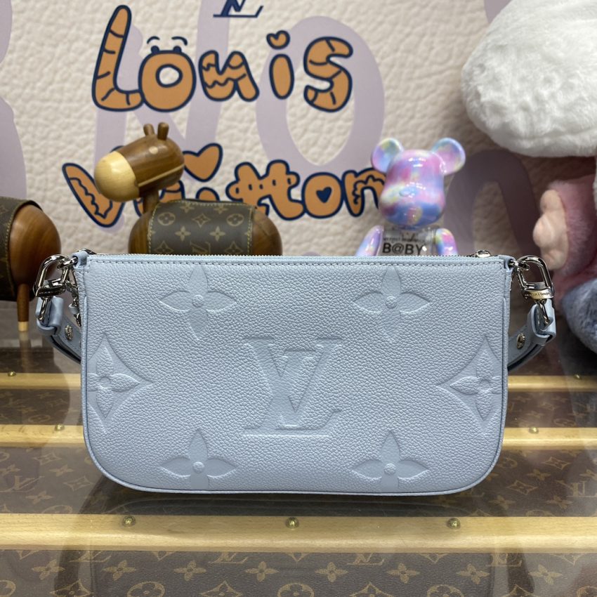 louis vuitton multi pochette accessoires light blue 3