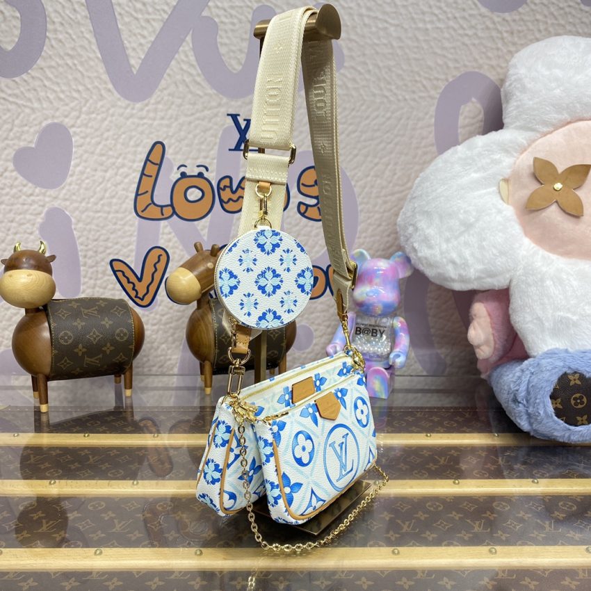 louis vuitton multi pochette accessoires white blue 10