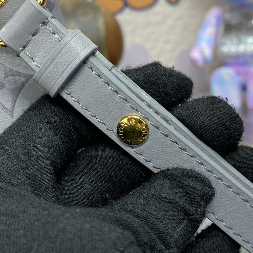 louis vuitton neonoe bb silver 2