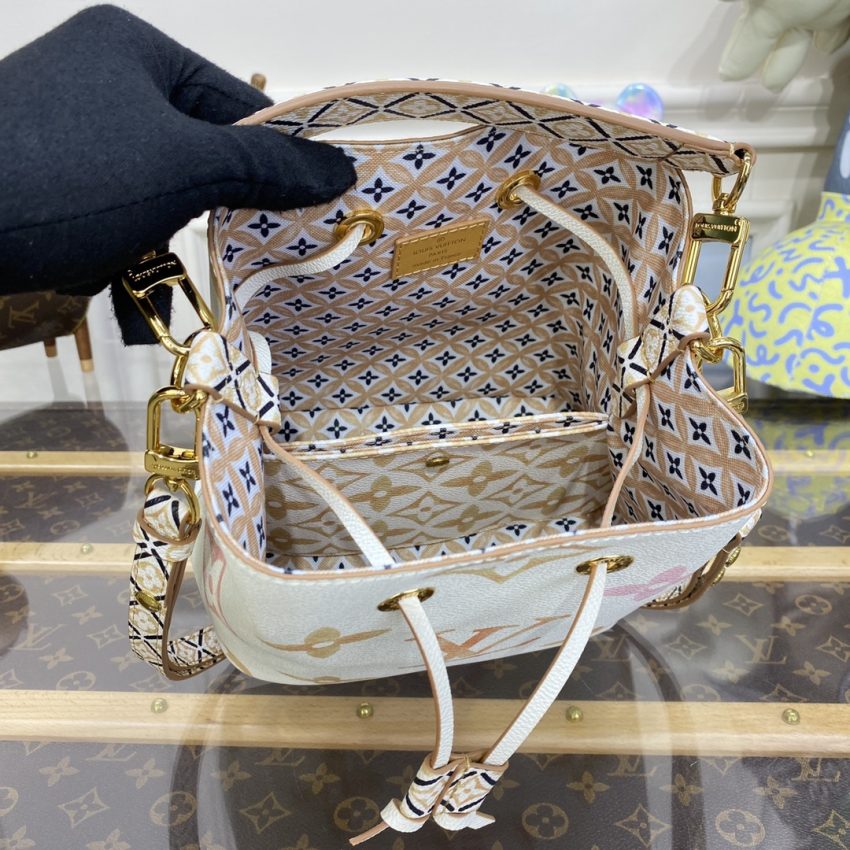 louis vuitton neonoe bb white apricot 4