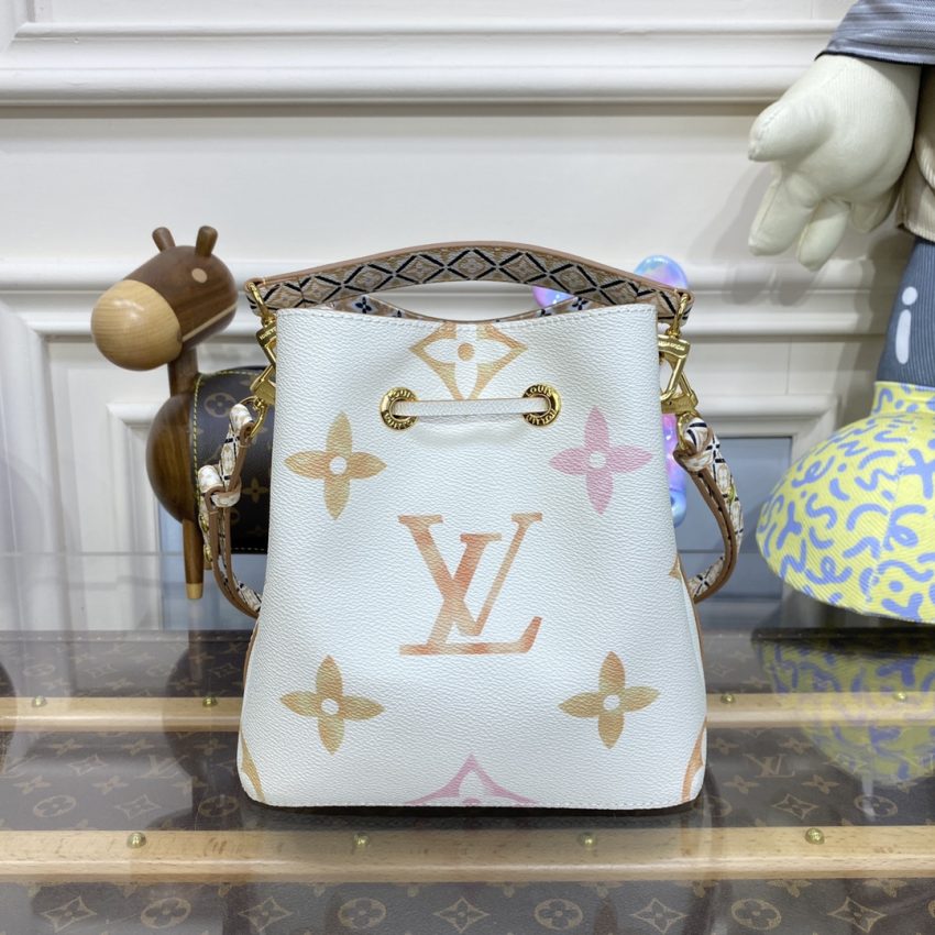 louis vuitton neonoe bb white apricot 6