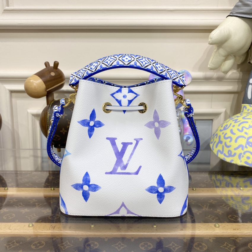 louis vuitton neonoe bb white blue 5
