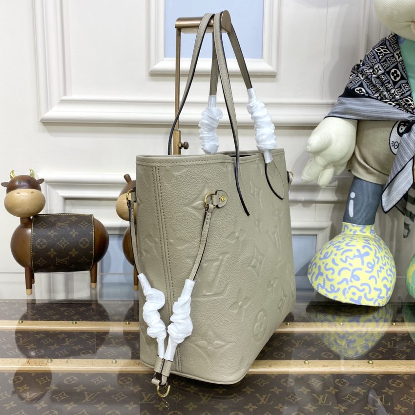louis vuitton neverfull mm beige 2