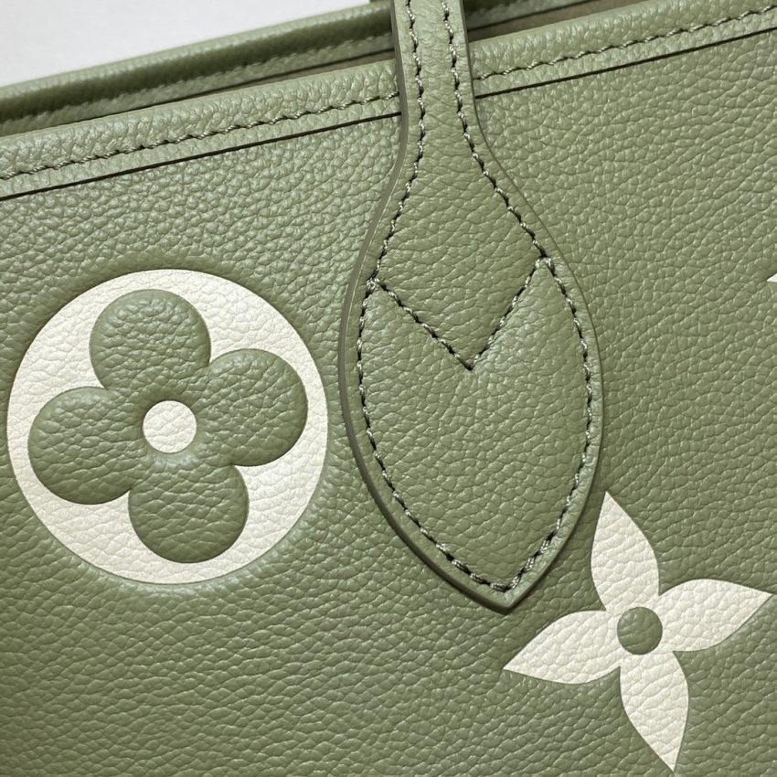 louis vuitton neverfull mm green 5