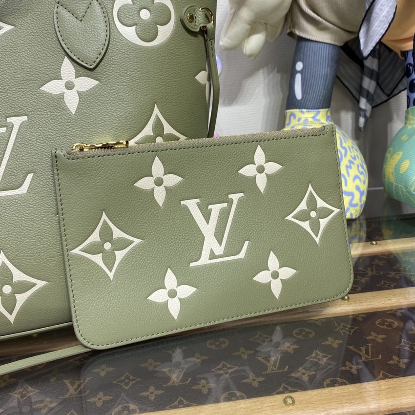 louis vuitton neverfull mm green 6