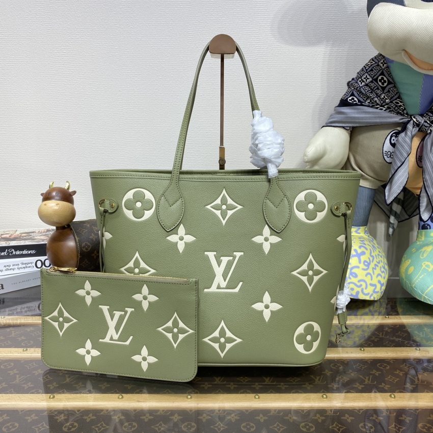 louis vuitton neverfull mm green 7