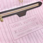 louis vuitton neverfull mm grid pink inside 7