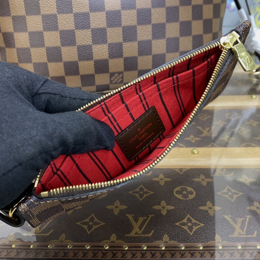 louis vuitton neverfull mm grid red inside 3