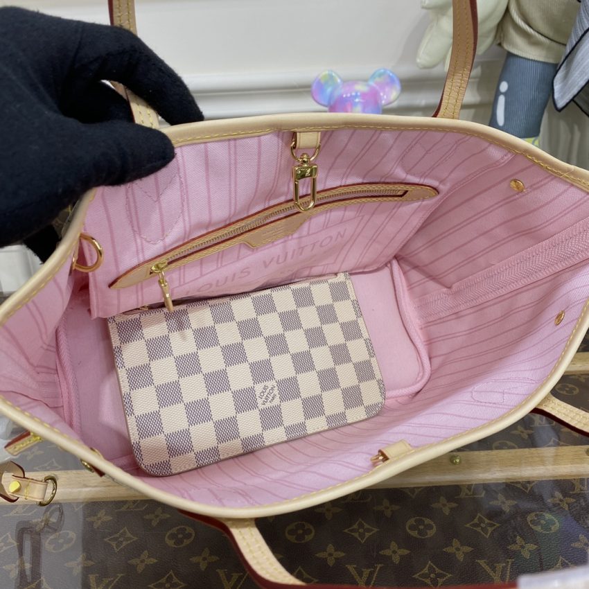 louis vuitton neverfull mm white grid 7