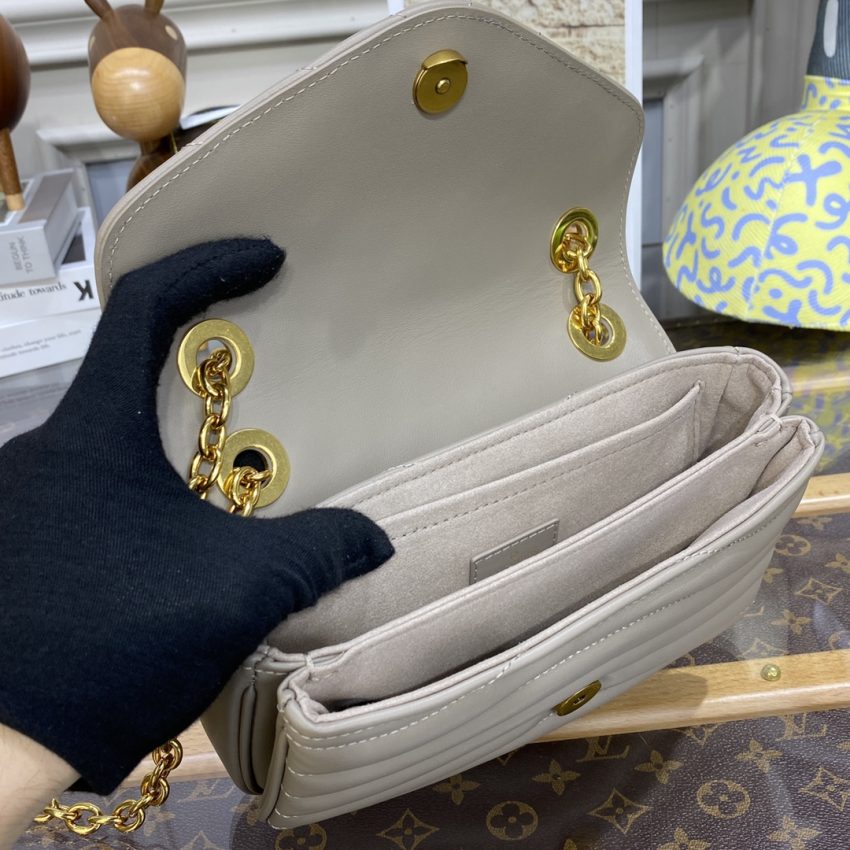 louis vuitton new wave beige 6