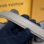 louis vuitton noe bucket beige mm 2
