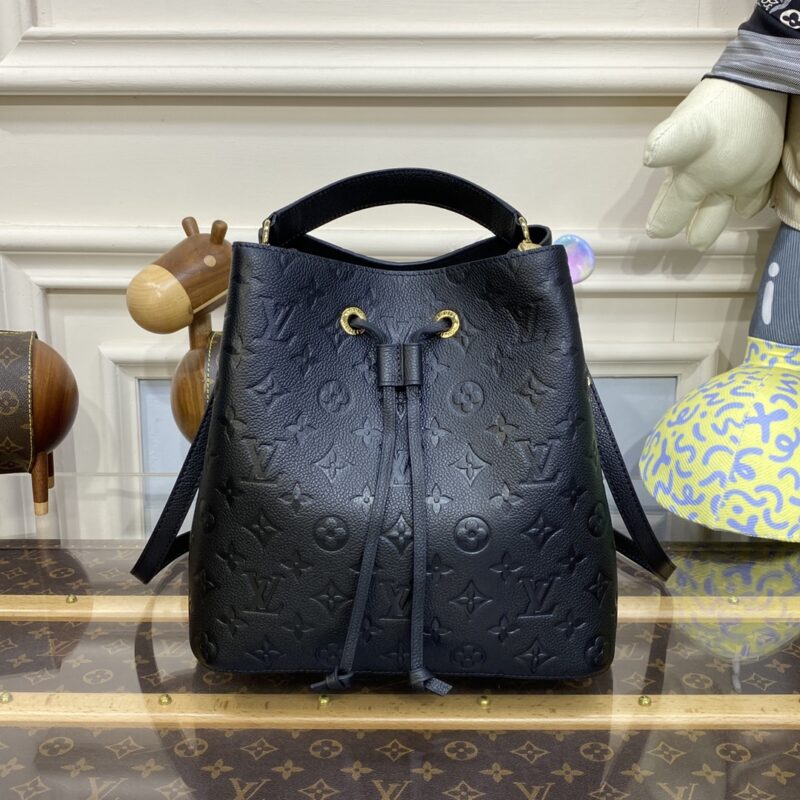 louis vuitton noe bucket black mm 2