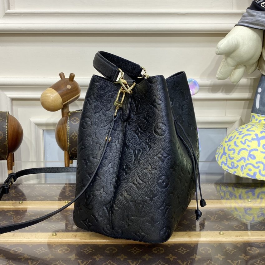 louis vuitton noe bucket black mm 7