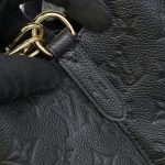 louis vuitton noe bucket black mm 9