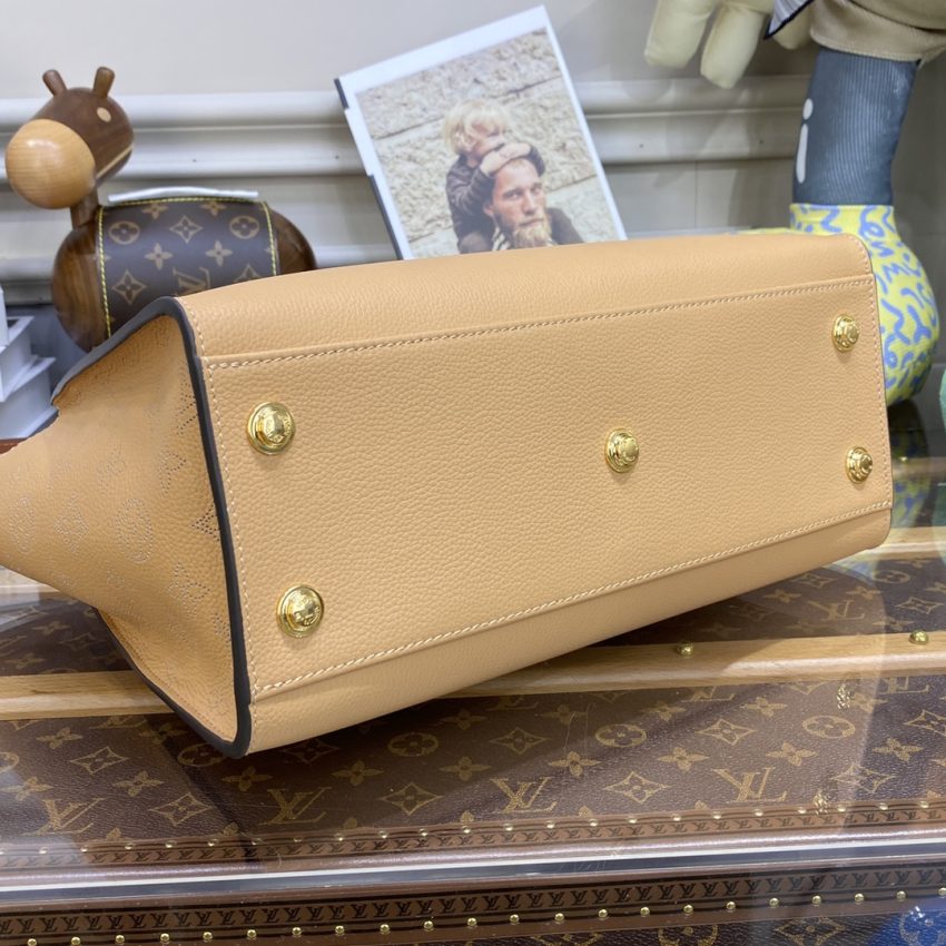 louis vuitton on my side apricot 3