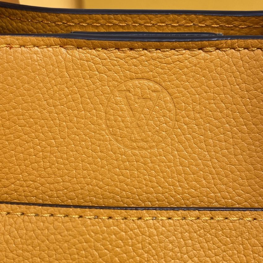 louis vuitton on my side pm brown 9