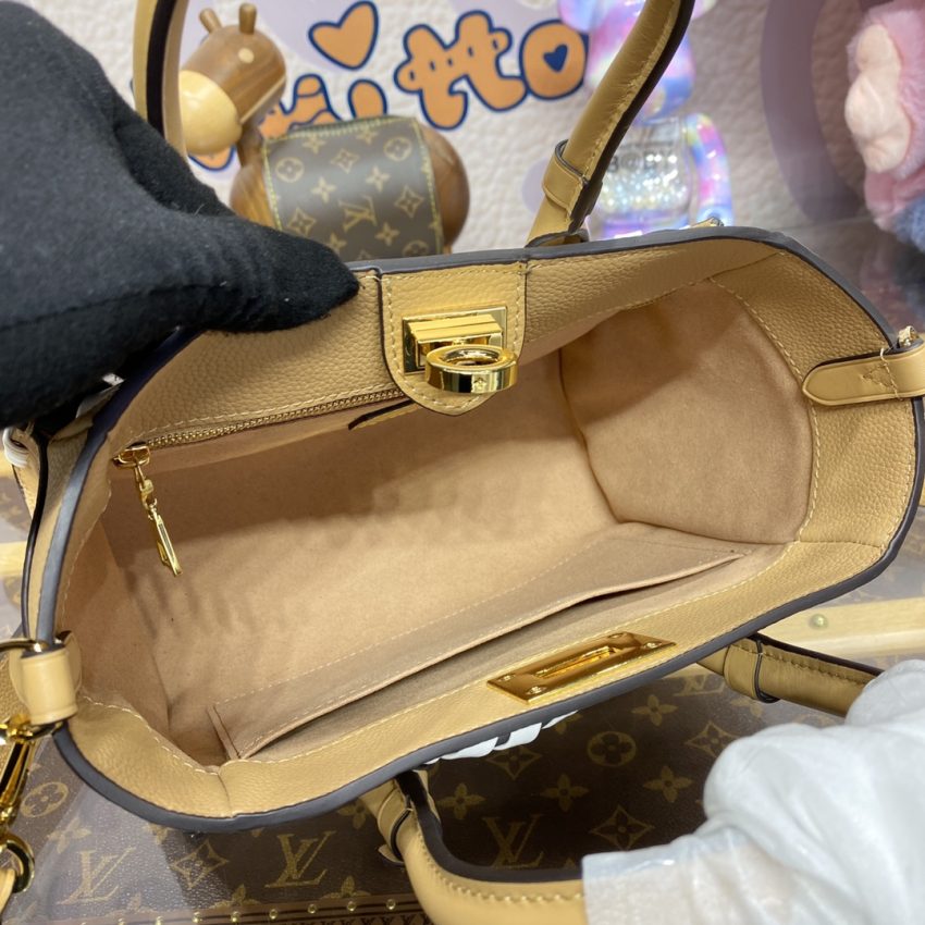 louis vuitton on my side pm milk tea 8