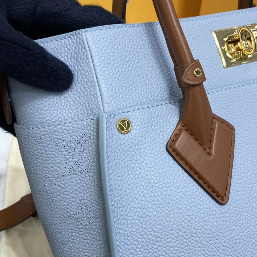louis vuitton on my side sky blue 9