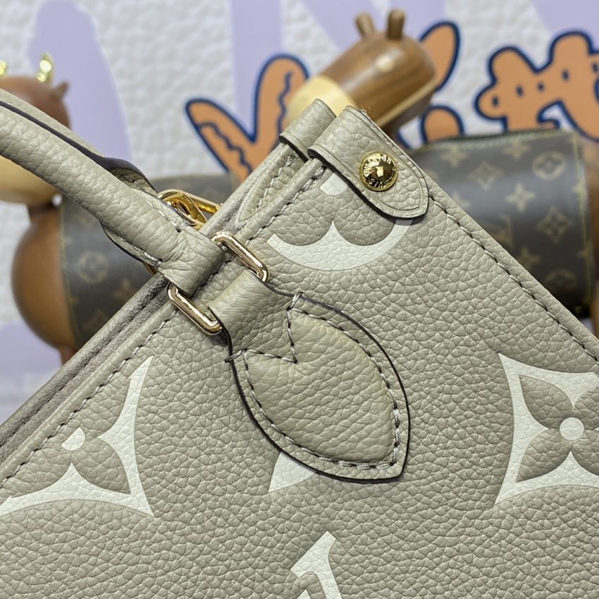 louis vuitton onthego bb beige 3