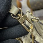 louis vuitton onthego bb beige 7