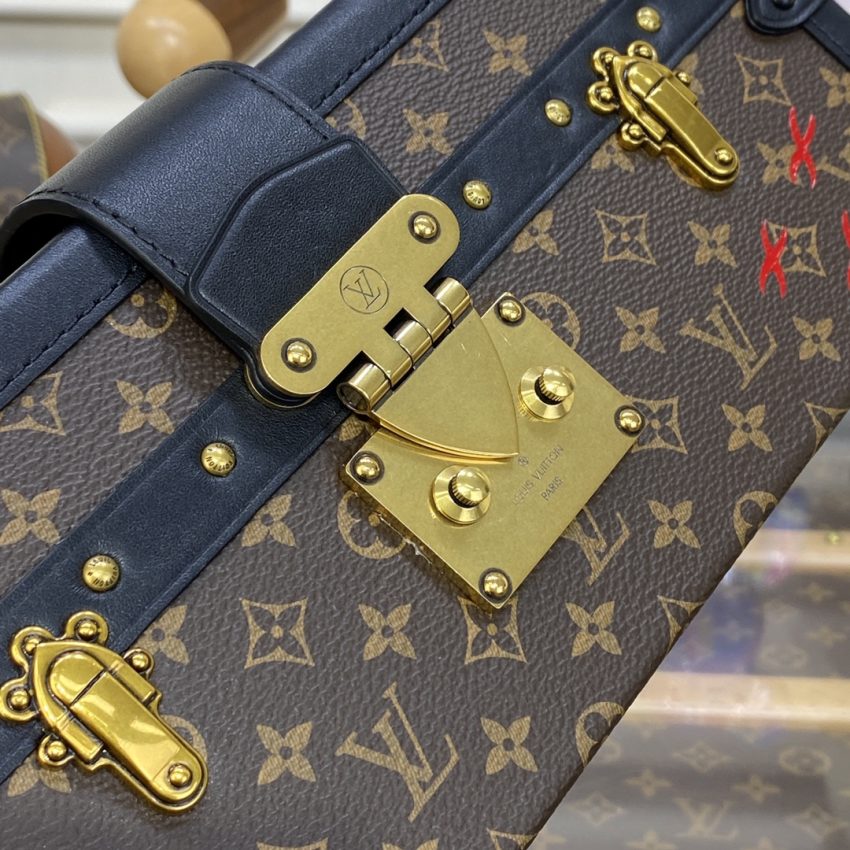 louis vuitton petite malle east west 4